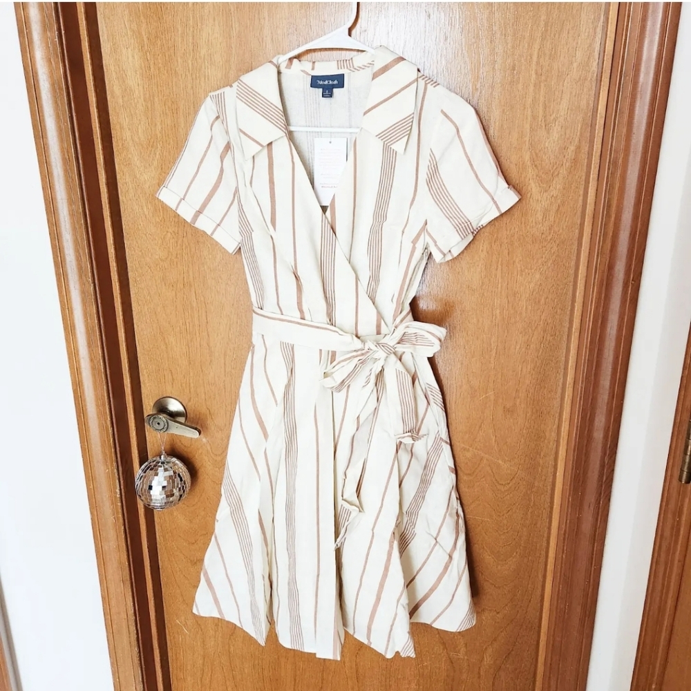 Modcloth Size 2 Vintage Style Striped Linen Cream Cotton Sundress